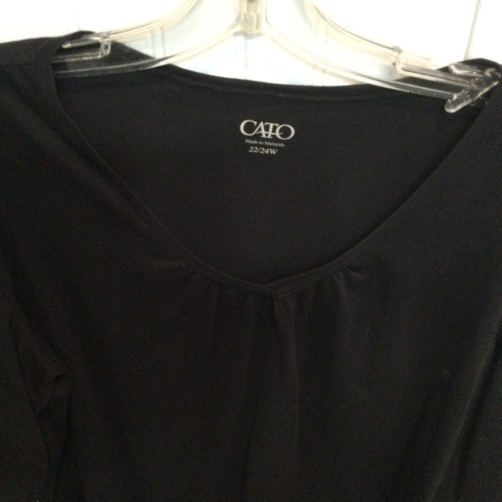 Cato Womens Plus Size Black Top Elastic Sleeve Size 22/24W - Picture 3 of 7